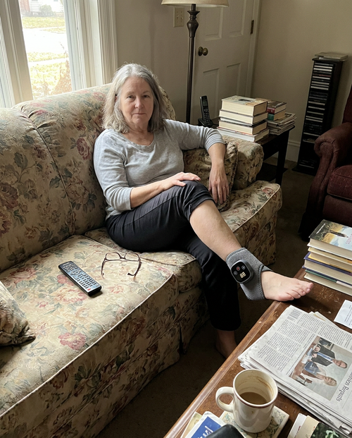 Customer photo, Tend wrap on the couch
